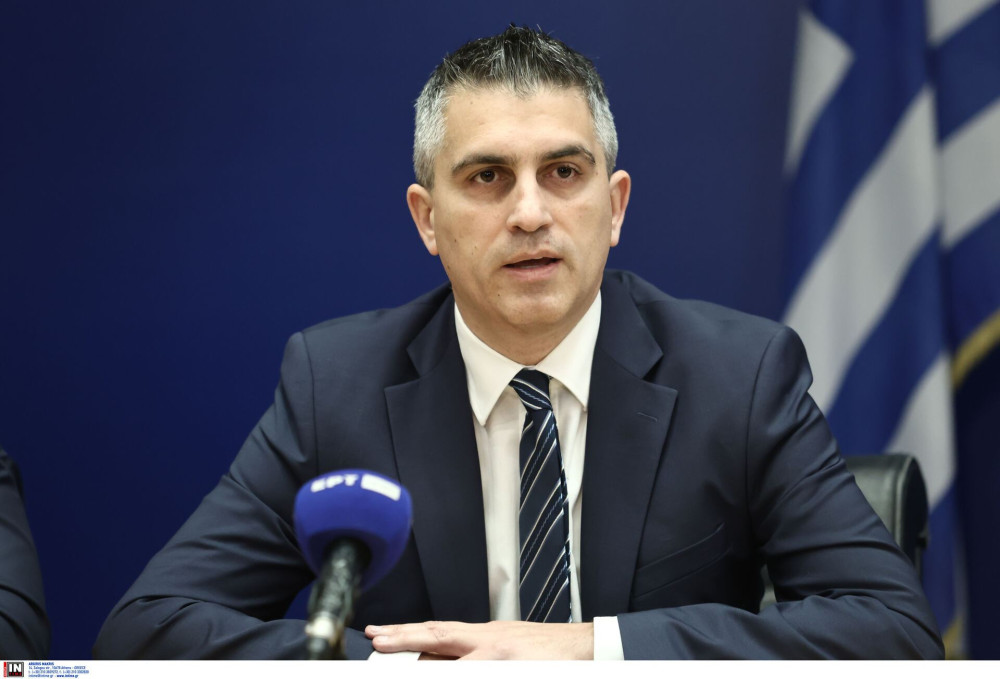 Χρίστος Δήμας: Αναβαθμίζουμε τις υπηρεσίες αεροναυτιλίας - Υπεγράφη νέα σύμβαση