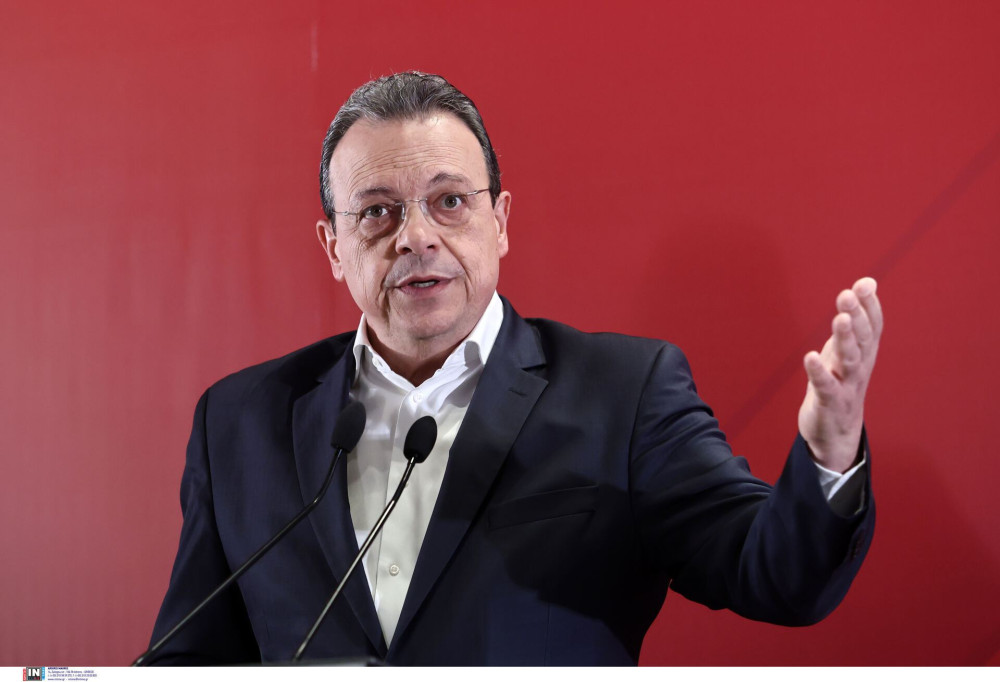 Φάμελλος: διαστρέβλωση και επιλεκτική ευαισθησία για τα εργασιακά δικαιώματα