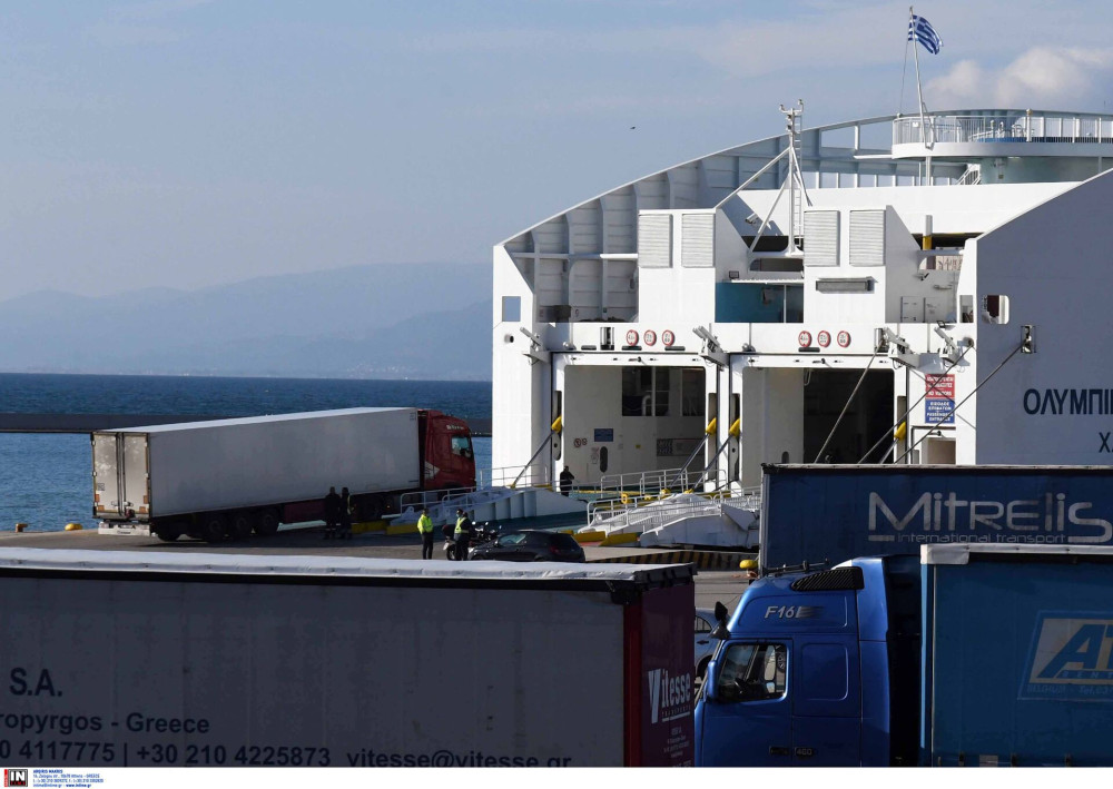 Πάτρα: φορτηγό παρέσυρε και σκότωσε 47χρονη ναυτικό κατά τη διάρκεια εκφόρτωσης πλοίου