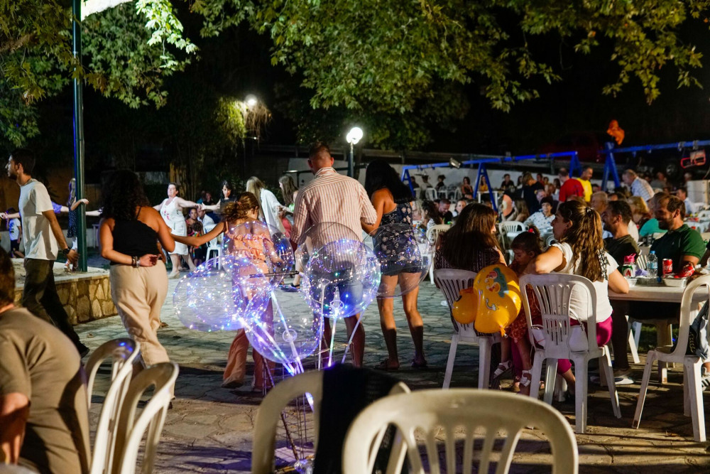 Φασίζουσες τακτικές με μανδύα ακτιβισμού: οι μπάχαλοι και σε… πανηγύρια