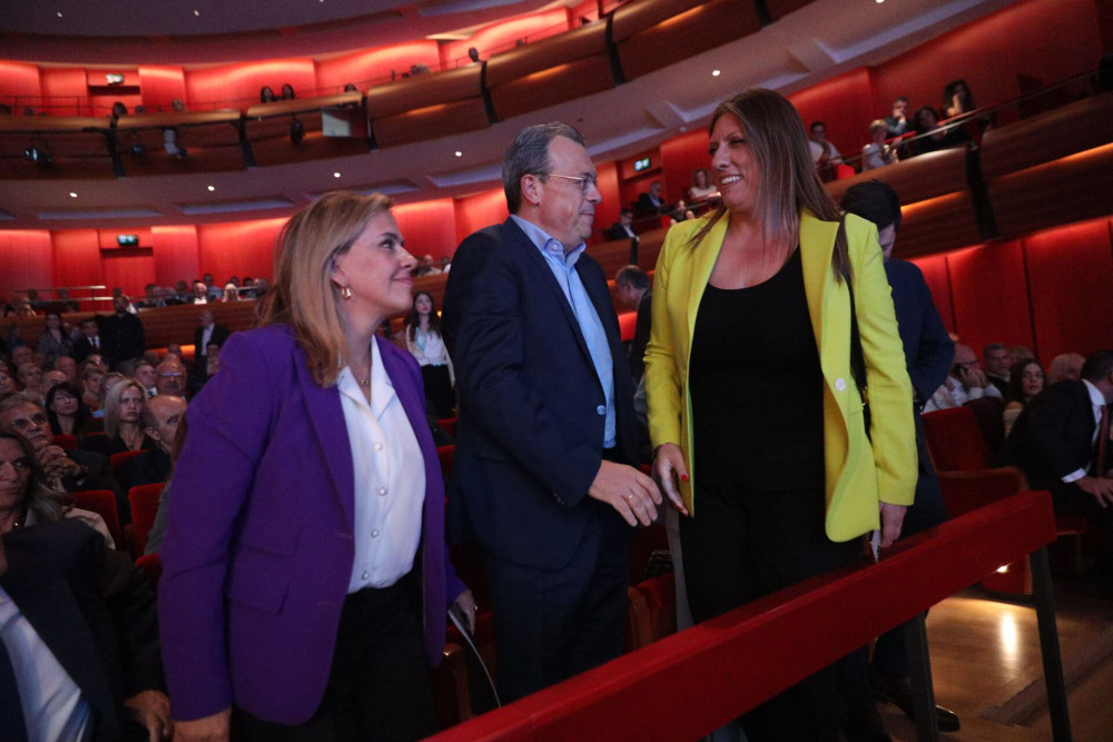 Ουρά της Ζωής και ο Φάμελλος: σόου στη Βουλή και άθλια επίθεση στη Δικαιοσύνη