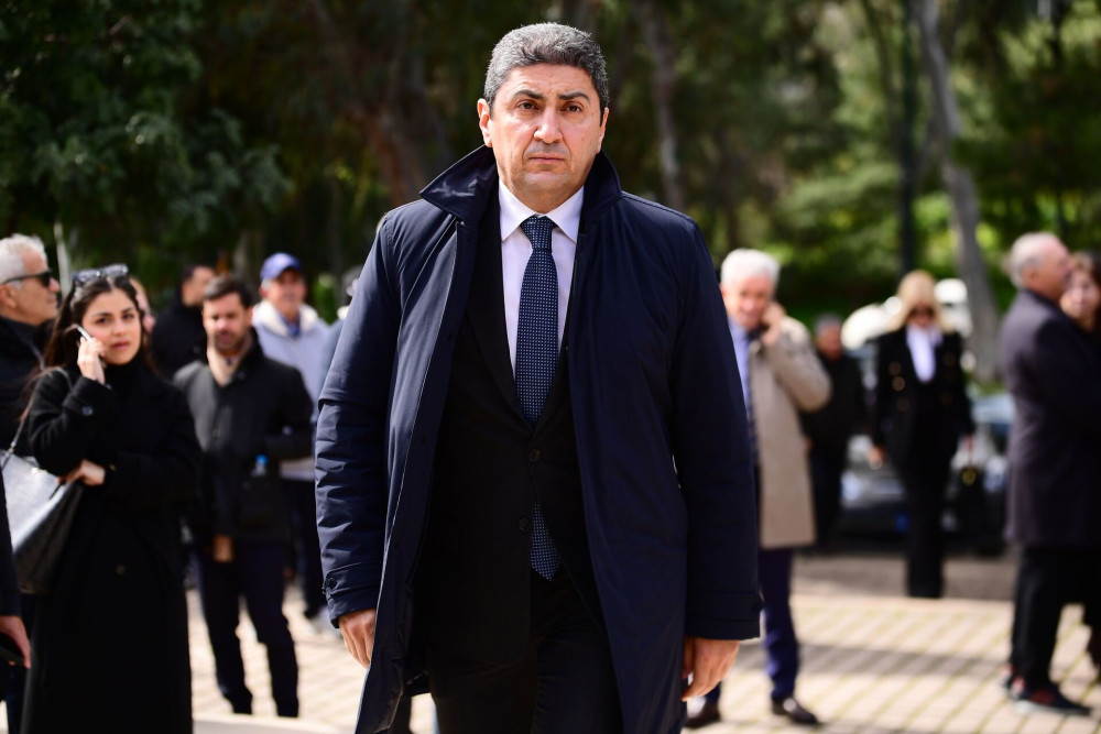 Λευτέρης Αυγενάκης στο «Μανιφέστο» - ΠΑΣΟΚ: Ο άδειος λόγος ενός κόμματος που φθίνει και ενός αρχηγού που δεν τον ακούει κανείς