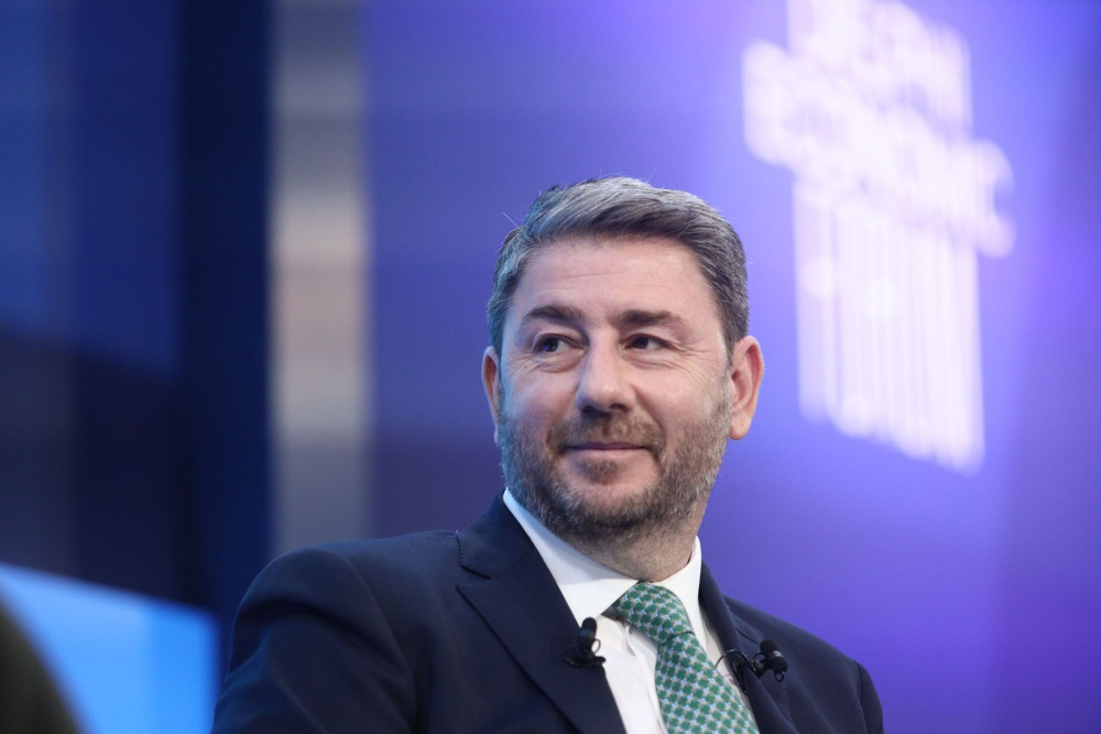 Ανδρουλάκης και σε ρόλο... τουριστικού πράκτορα - Υπόσχεται... Τοσκάνη στην Πελοπόννησο