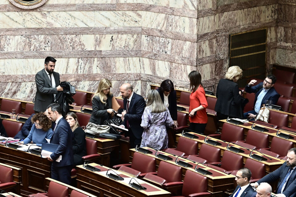 Προανακριτική: αποχώρησε η Νέα Αριστερά από την ψηφοφορία, παραμένει στη συζήτηση