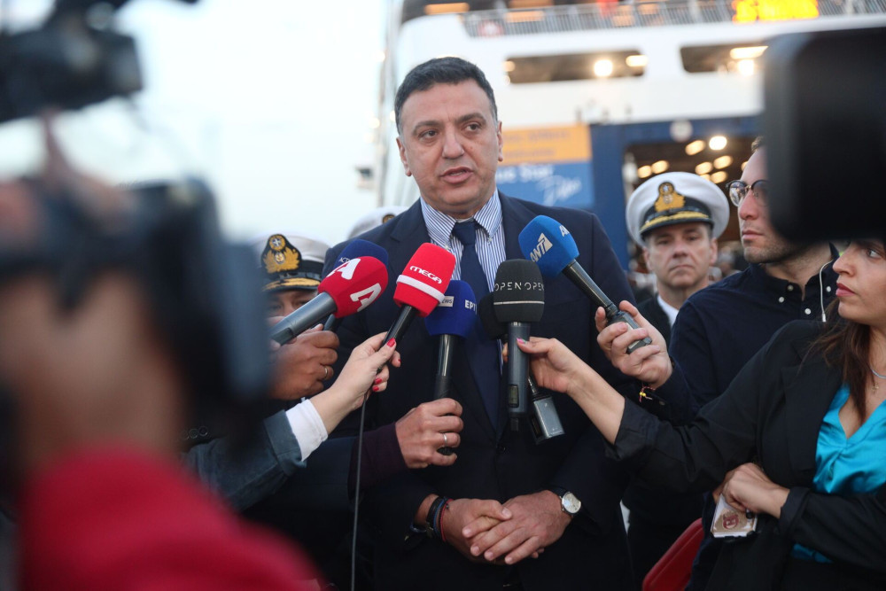Κικίλιας: «Υποχρέωσή μας η εξυπηρέτηση και η ασφάλεια των πολιτών στα λιμάνια»