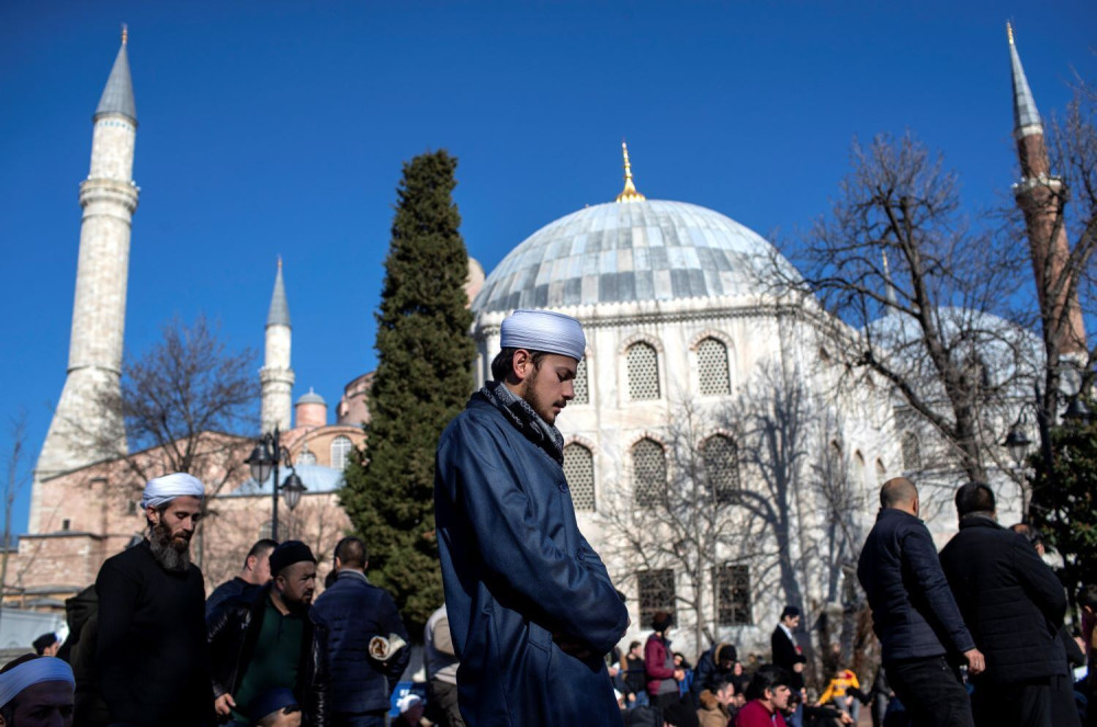 Αγία Σοφία: ξεκίνησε η μεγάλη αποκατάσταση του τρούλου