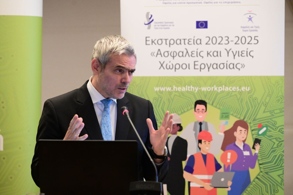 Καραγκούνης: Προσλήψεις μέσω εφαρμογής στο κινητό - Τι αλλάζει με το ΕΡΓΑΝΗ ΙΙ