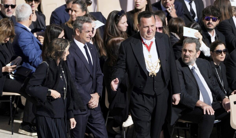 Πάπας Φραγκίσκος: στην κηδεία του Ποντίφικα ο Κυριάκος Μητσοτάκης - Η ταξιθεσία (photos & video)