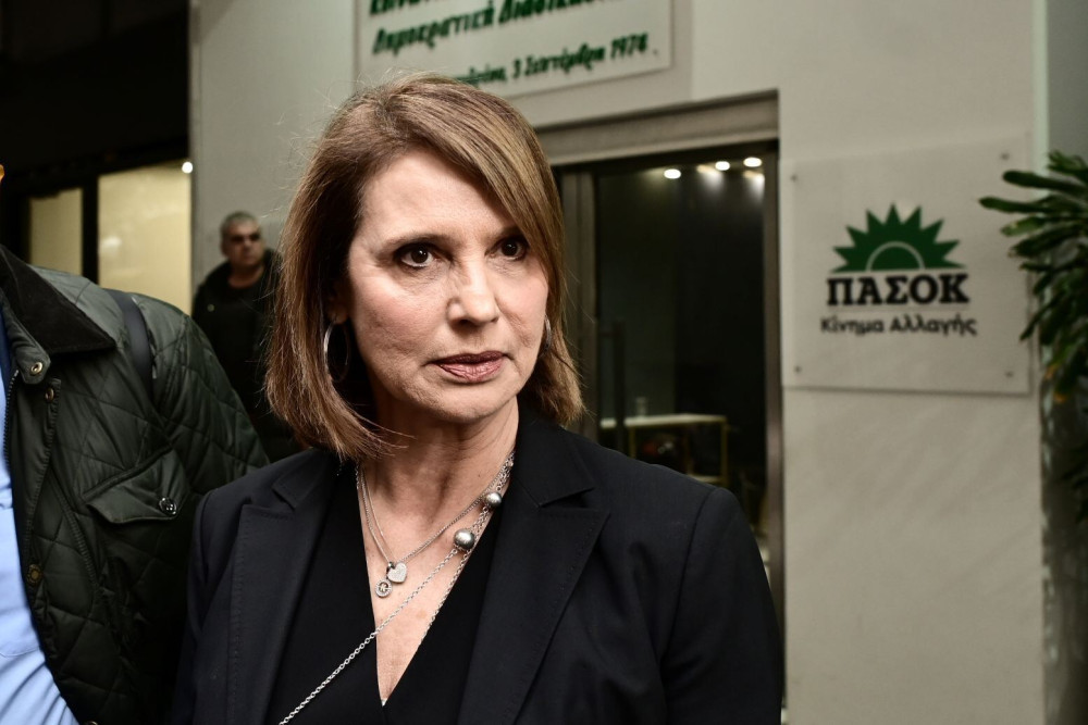 ΠΑΣΟΚ: Αναστολή κομματικής ιδιότητας για έναν χρόνο στην Μπατζελή η εισήγηση στο πειθαρχικό