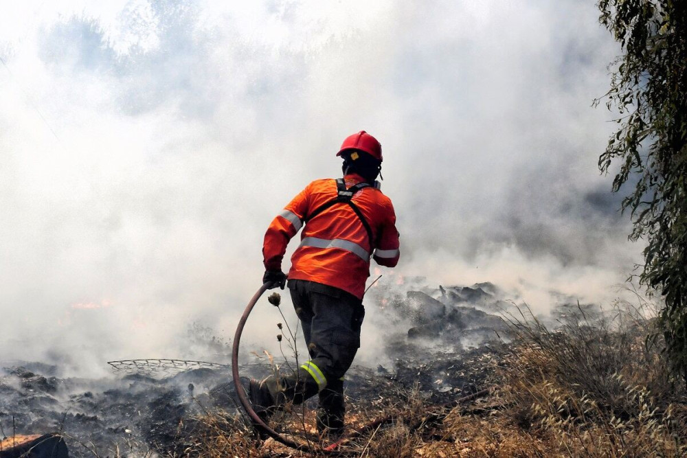 Στις 72 έφτασαν οι πυρκαγιές την Πέμπτη (23/7)