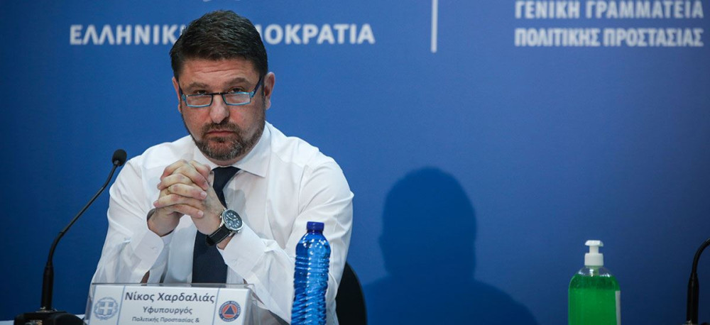 Κορωνοϊός: Επανέρχεται η ενημέρωση από τον Χαρδαλιά