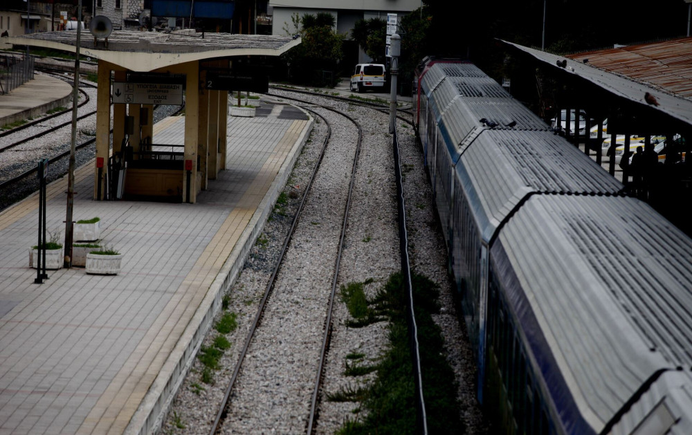 Νεκρός μετά από πτώση στις γραμμές του ηλεκτρικού στα Άνω Πατήσια – Κλειστοί σταθμοί