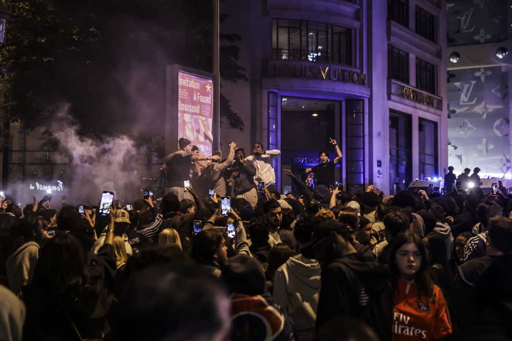 Γαλλία: Πάνω από 210 τραυματίες μαθητές και νέα ένταση στις κινητοποιήσεις