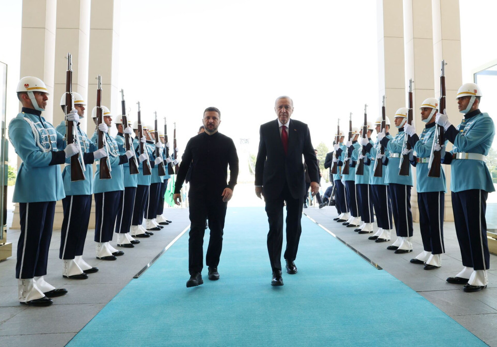 Το απόγευμα οι συνομιλίες Ρωσίας και Ουκρανίας - Επίθεση Μόσχας στον Ζελένσκι: Κλόουν, αξιολύπητος