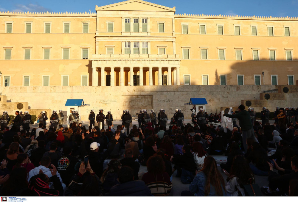 To ξεδόντιασμα του λαϊκισμού