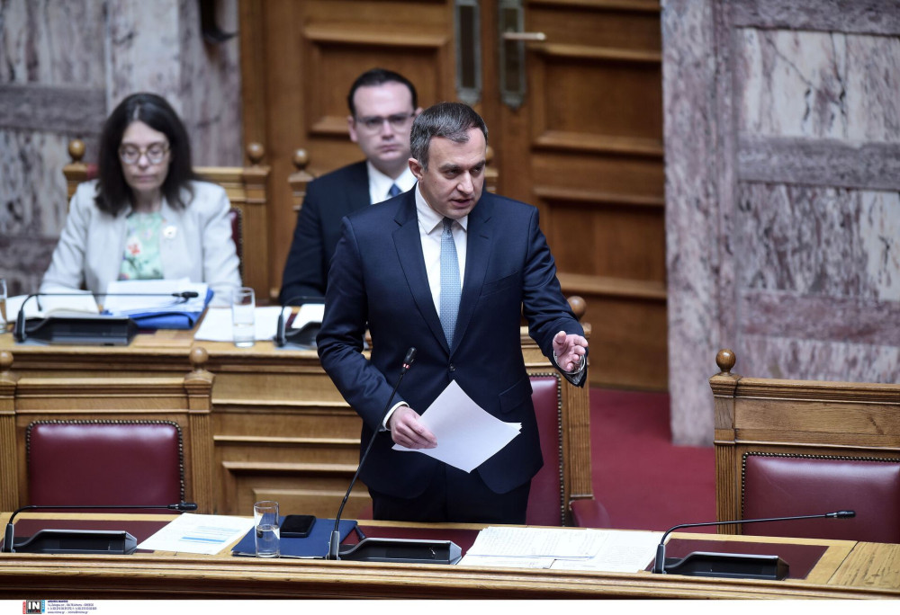 Χατζηβασιλείου στη Βουλή για τη Γάζα: Στηρίζουμε λύσεις και η αντιπολίτευση fake news