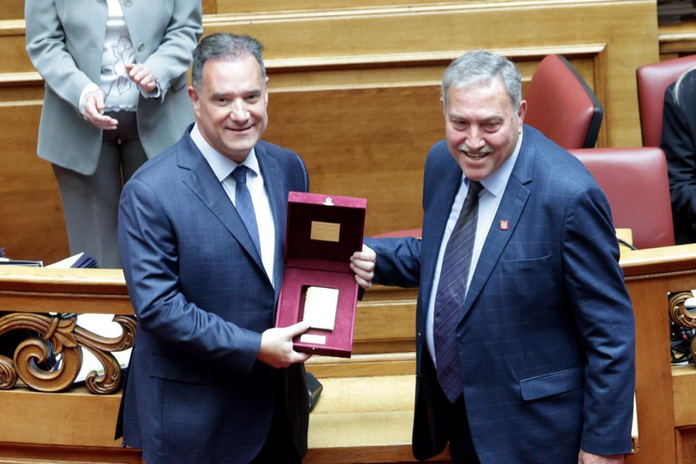 Τιμή στους αφανείς ήρωες της ζωής - εκδήλωση για τους εθελοντές αιμοδότες στη Βουλή (video)