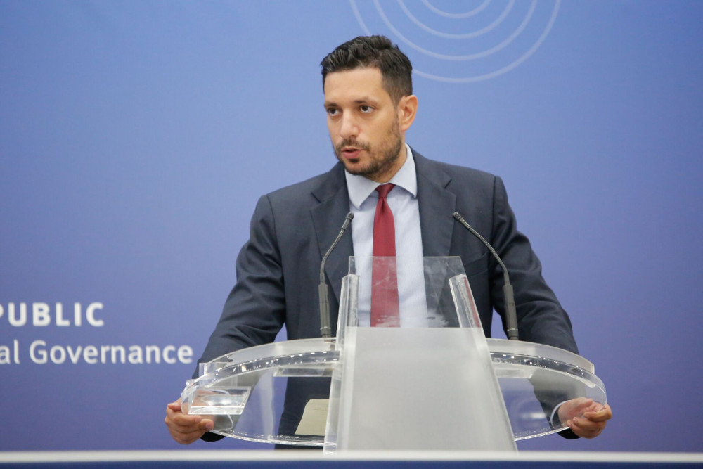 Κυρανάκης: Καταργούνται τα τρόλεϊ - Τι θα γίνει με τους οδηγούς