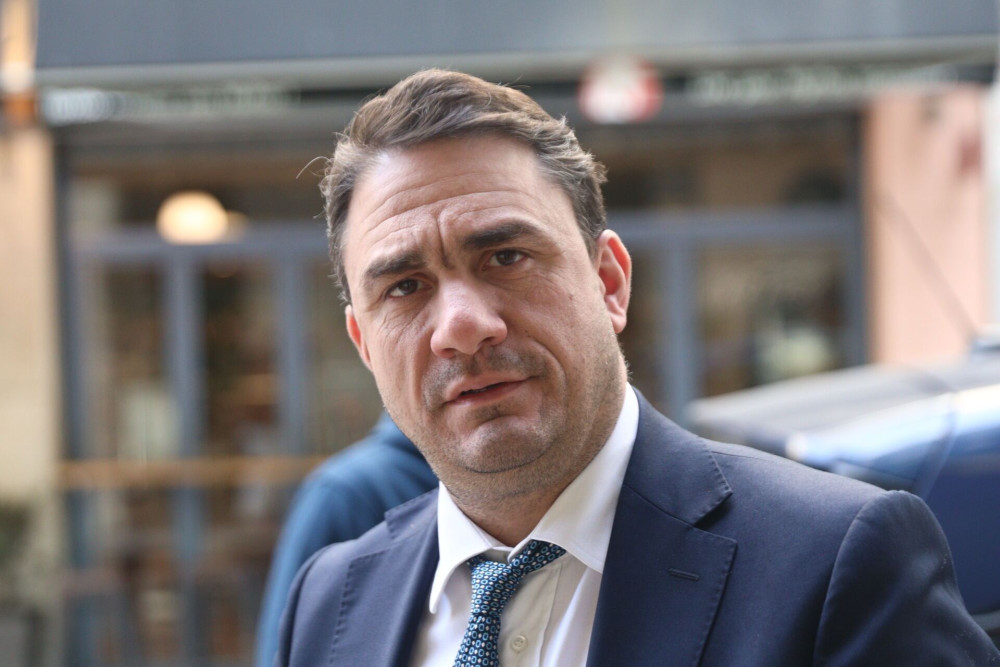 Κώστας Τσουκαλάς: επιχείρησε να μαζέψει τα ασυμμάζευτα μετά τις δηλώσεις Σκανδαλίδη για την άρση μονιμότητας στο Δημόσιο
