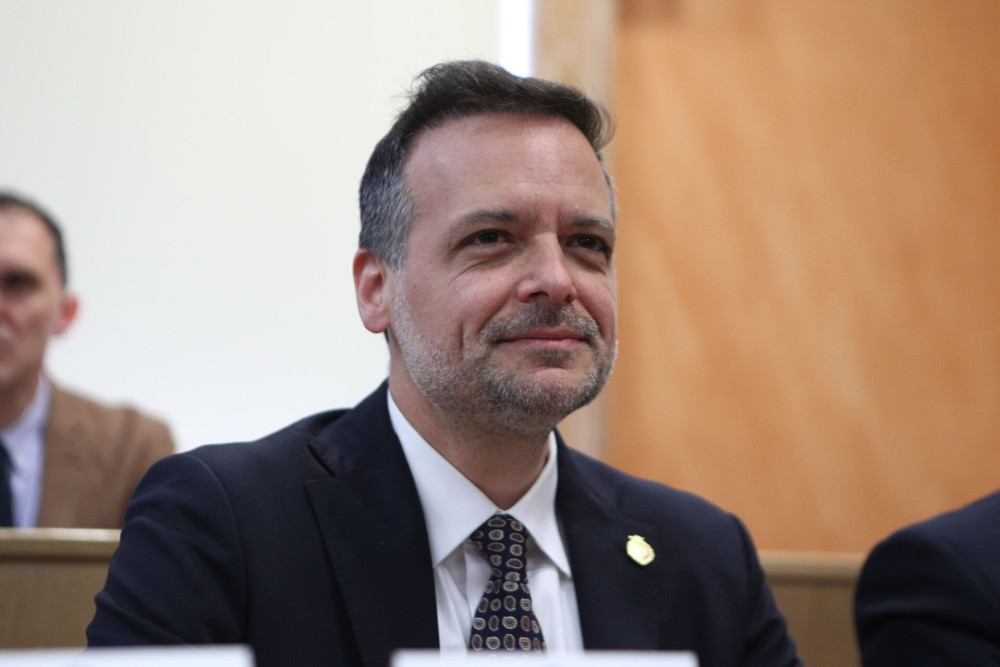 Χάρης Δούκας: η πολιτική ασάφεια του δημάρχου των πολλών ρόλων