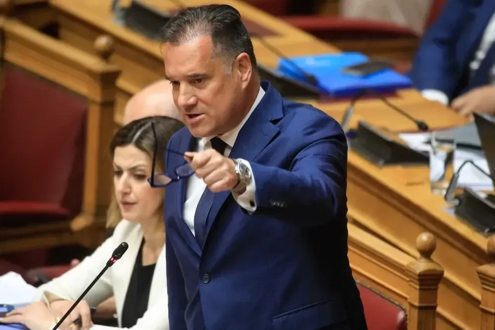 Ο Άδωνις εκθέτει για πολλοστή φορά τα τρολ του ΣΥΡΙΖΑ