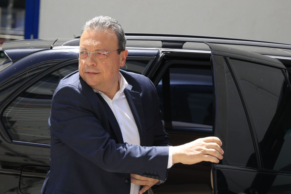 Φάμελλος για Ομάδα Αλήθειας: τώρα ζητεί να διερευνηθεί και δικαστικά