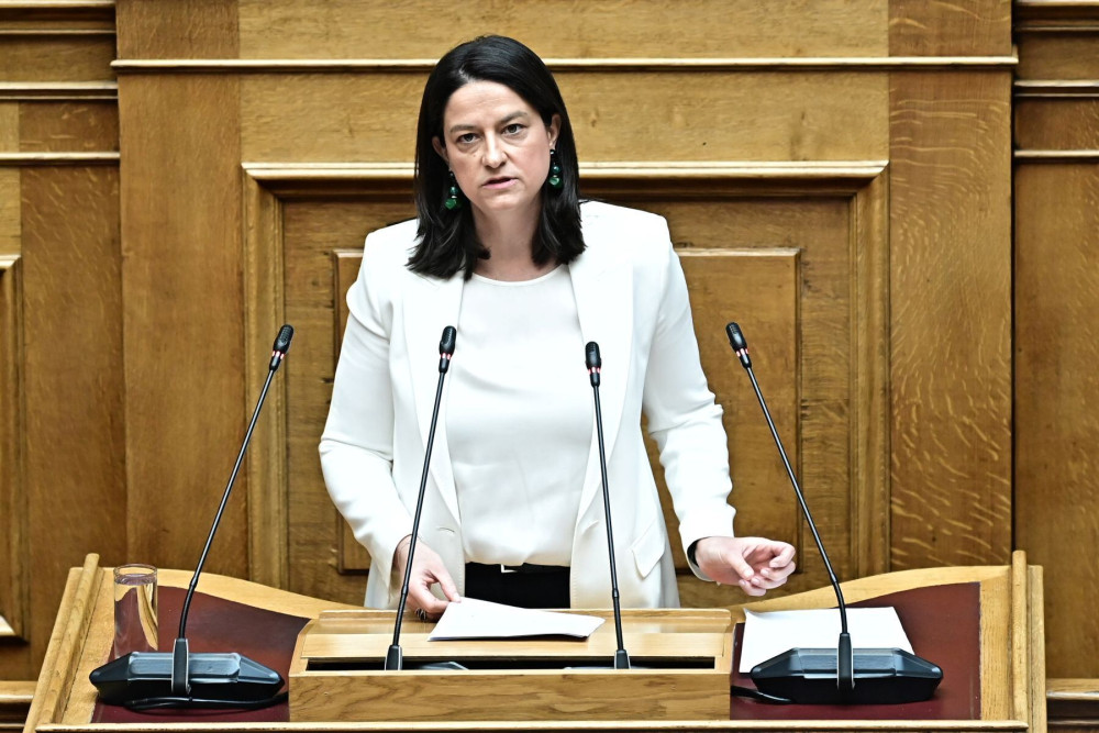 Κεραμέως: Νέες επιδοτήσεις για μητέρες και ανέργους άνω των 50 από την κυβέρνηση (video)