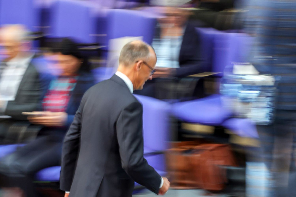 Γερμανία: διχασμένος ο κυβερνητικός συνασπισμός για τη στρατιωτική θητεία
