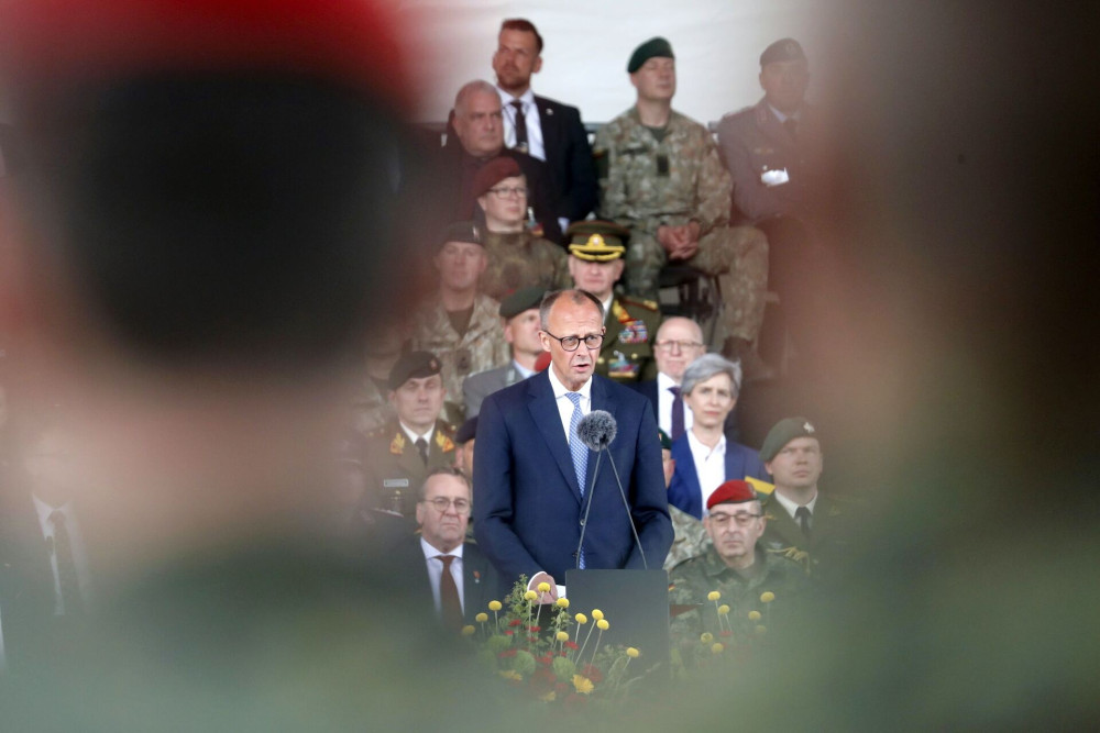 Γερμανία: αναπτύσσει μόνιμα νατοϊκά στρατεύματα σε άλλη χώρα για πρώτη φορά μετά τον Β'ΠΠ