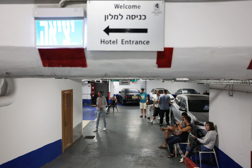 Νέα πυραυλική επίθεση του Ιράν στο Ισραήλ - Χτύπημα σε νοσοκομείο στην Μπερ Σεβά (video)