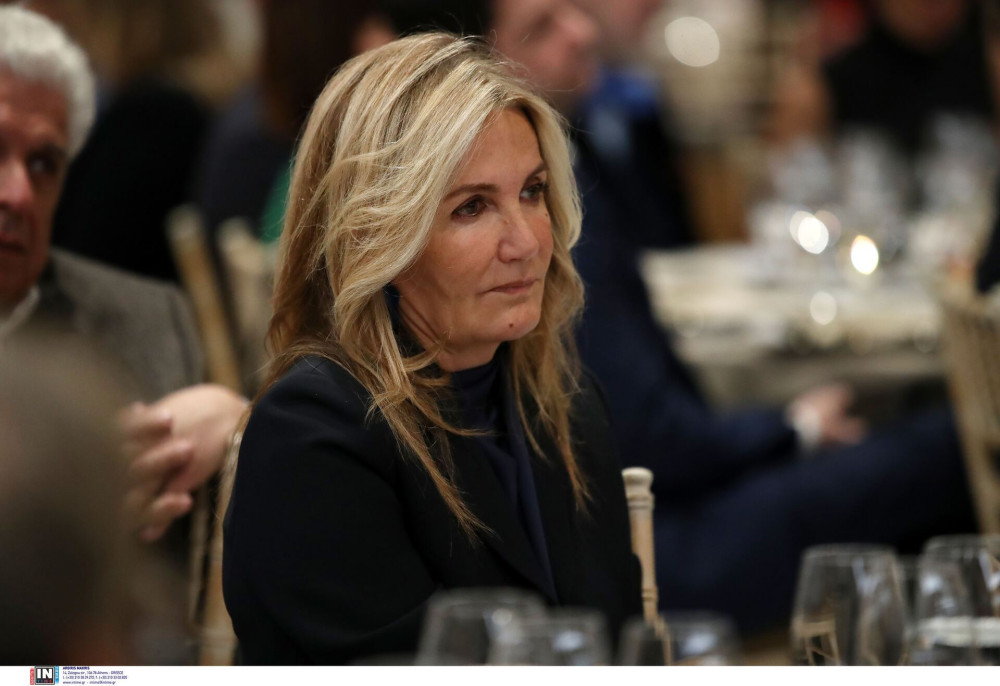 Μαρέβα Μητσοτάκη από Λονδίνο: Τα γλυπτά του Παρθενώνα ανήκουν στο μνημείο