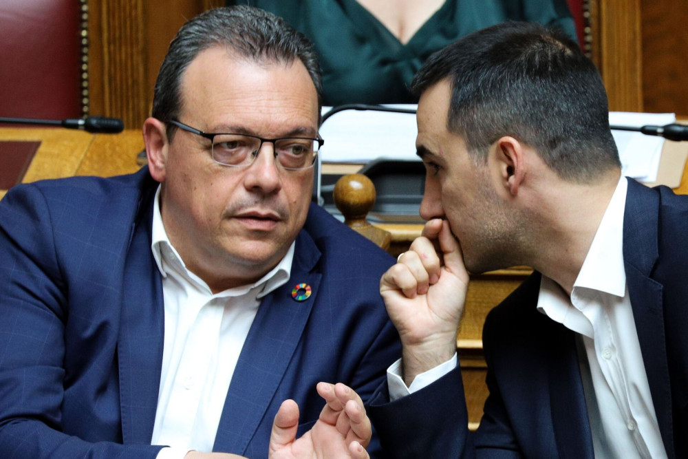 ΣΥΡΙΖΑ - Νέα Αριστερά: φλερτάρουν, αλλά δεν παντρεύονται…