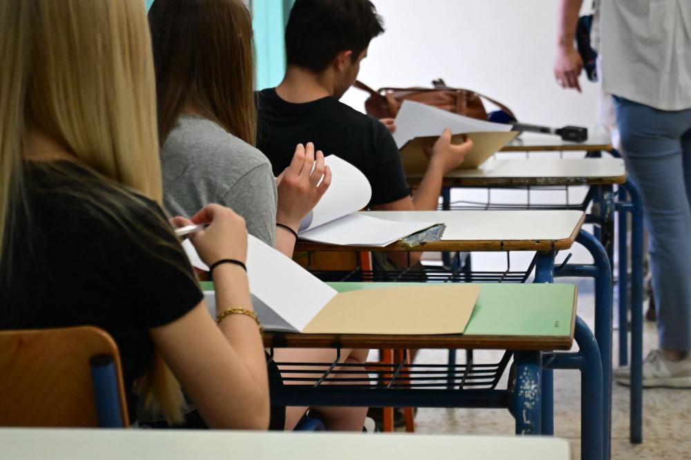 Πανελλαδικές: Ξεκινούν σήμερα οι εξετάσεις για τα ειδικά μαθήματα - Πότε ανακοινώνονται οι βαθμολογίες