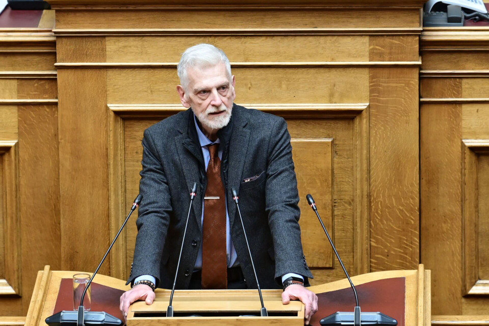 Γιάννης Λοβέρδος: Πάνω από 1.000 Έλληνες έχουν επαναπατριστεί από τη Μέση Ανατολή
