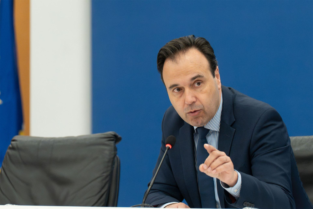 Έρχεται ο ενιαίος προσωπικός αριθμός – Το σχέδιο Παπαστεργίου κατά του χάους