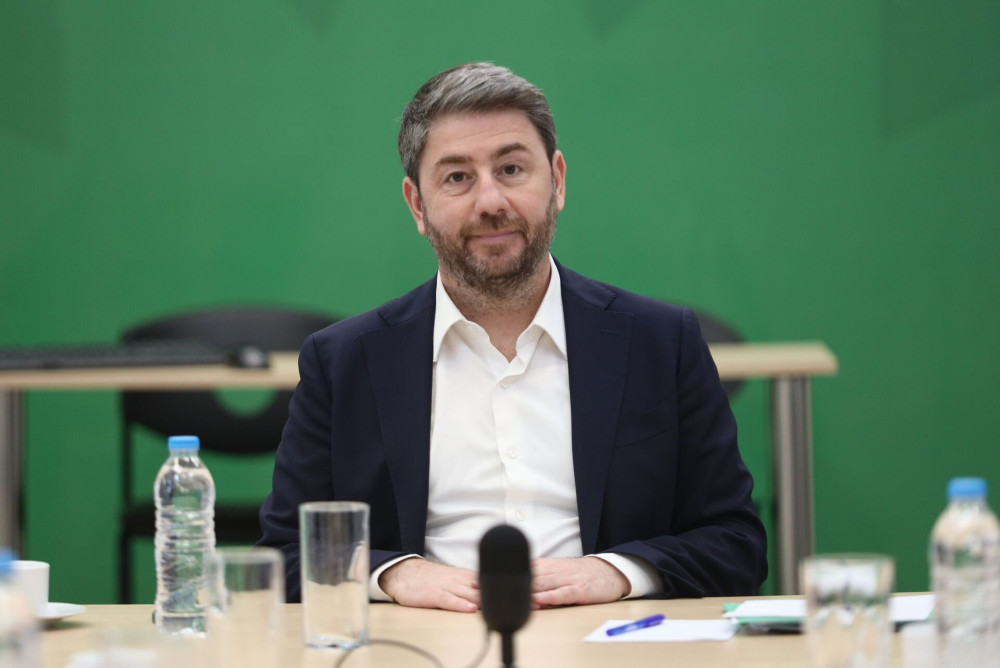 Ανδρουλάκης: Πιο κοντά στον λαϊκισμό, πιο μακριά από την πραγματικότητα