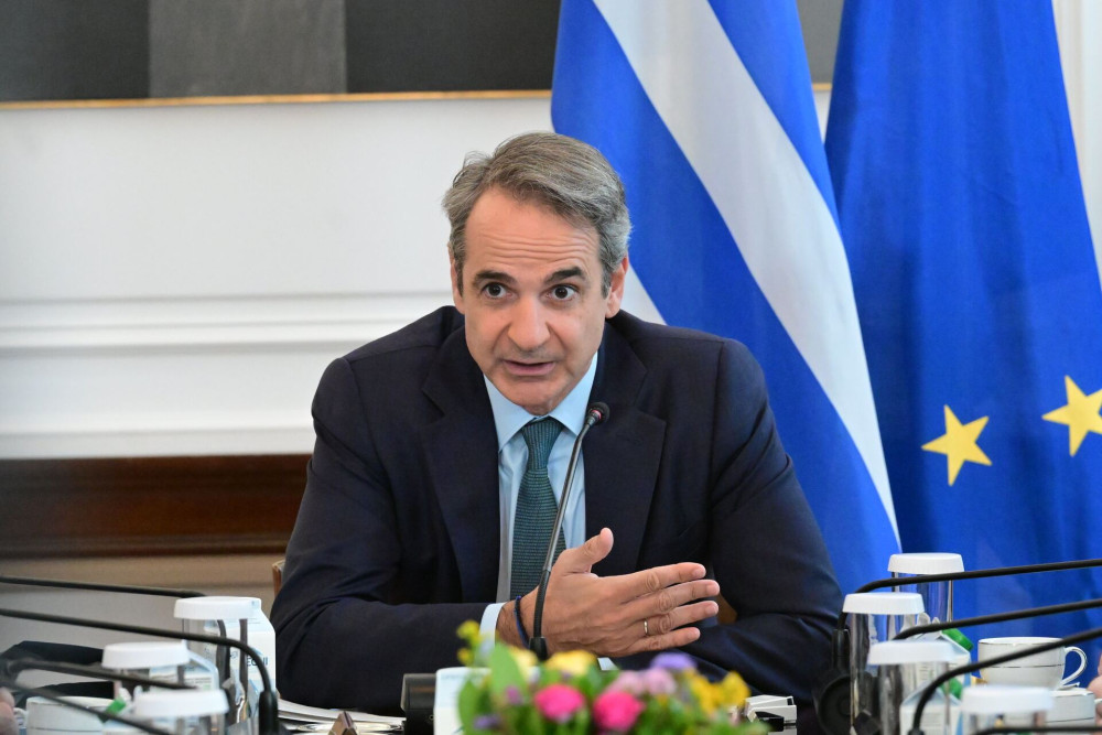 Μητσοτάκης για μακελειό σε αυστριακό σχολείο: Θερμά συλλυπητήρια - Οι σκέψεις μου στα θύματα και τις οικογένειες