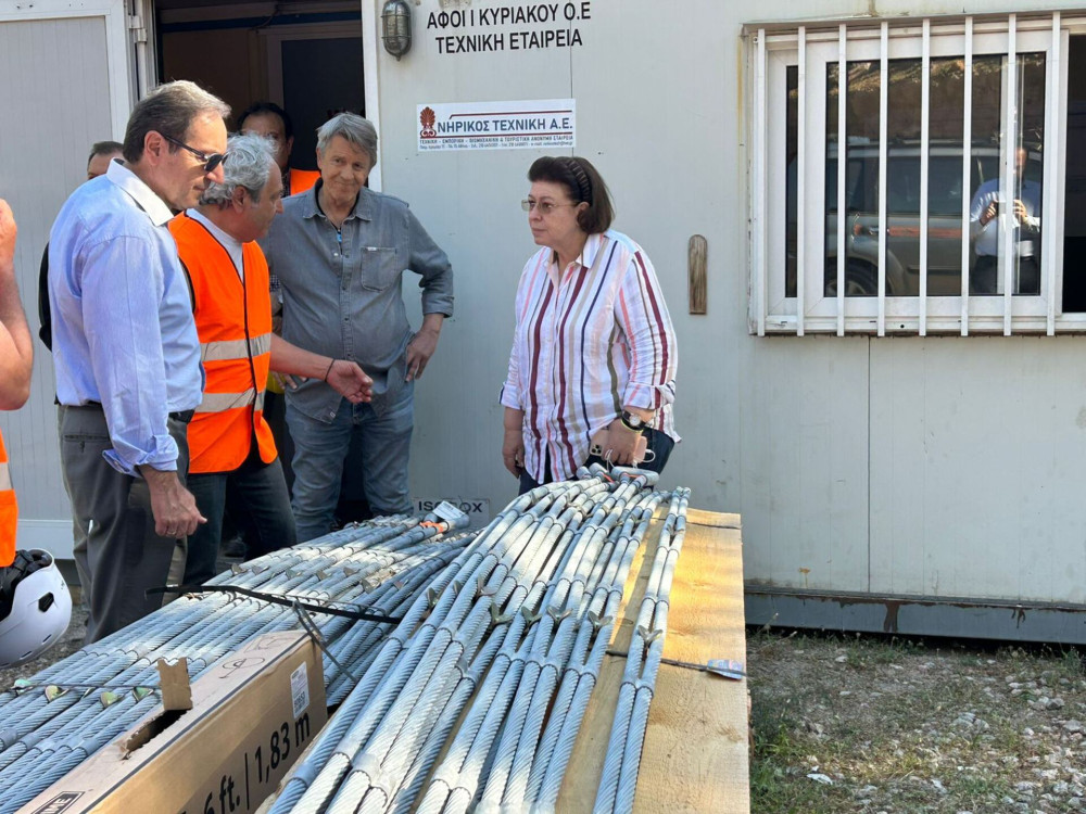 Λίνα Μενδώνη από τους Δελφούς: Μείζονα έργα 25 εκατ. ευρώ για τη θωράκιση των μνημείων