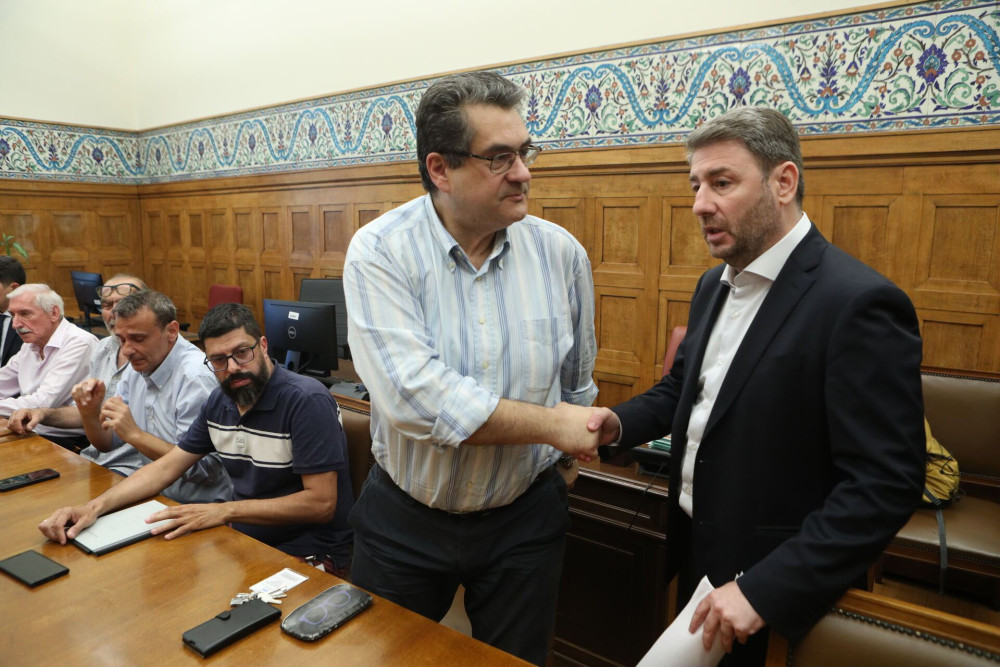 Εκτός χρόνου και κόστους οι υποσχέσεις Ανδρουλάκη