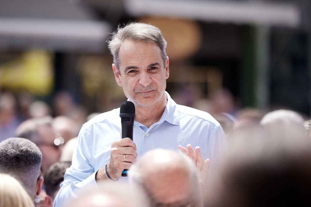 O Μητσοτάκης στην 111 ΠΜ όπου υπηρέτησε - Οι συνομιλίες με τους πιλότους (photo)