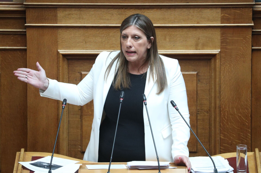 Νέος ΚΟΚ: Η Κωνσταντοπούλου κλείνει το μάτι στους παραβάτες – Ανεύθυνη στάση εντός Βουλής