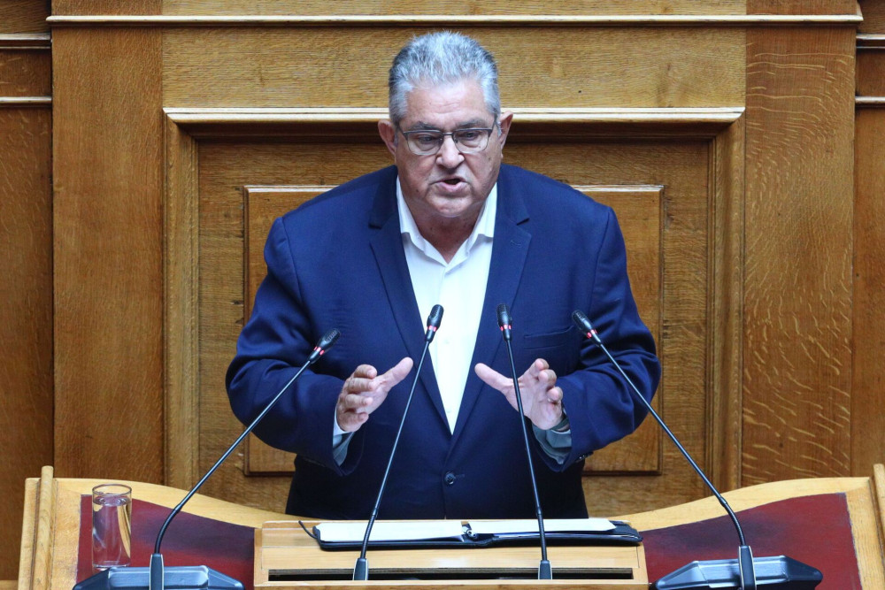 Βουλή-Κουτσούμπας: Από τα Τέμπη στο Ιράν μισό τσιγάρο δρόμος!