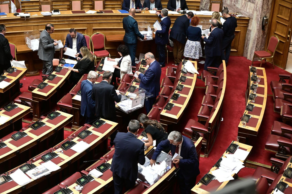 Δυστυχώς, η προσπάθεια αποσταθεροποίησης συνεχίζεται