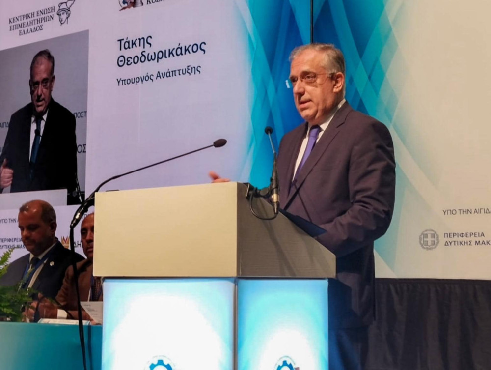 Τάκης Θεοδωρικάκος: «Στηρίζουμε τις μικρομεσαίες επιχειρήσεις, μειώνουμε τη γραφειοκρατία»