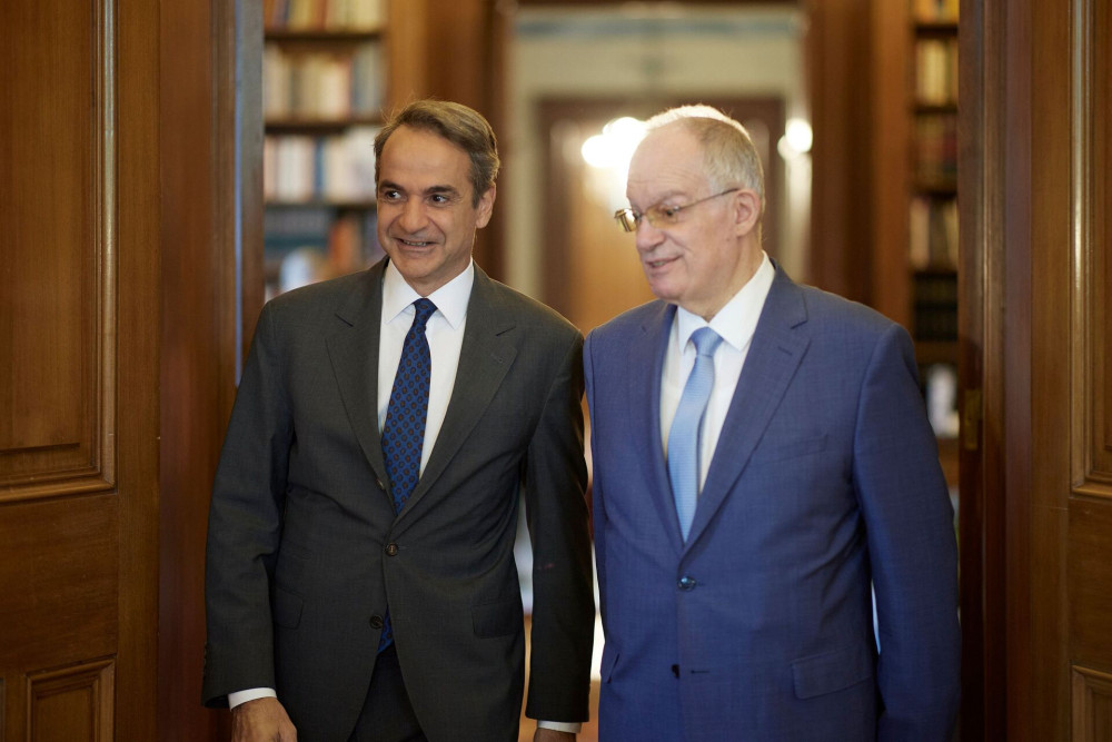 Συνάντηση Μητσοτάκη με Τασούλα στο Προεδρικό Μέγαρο