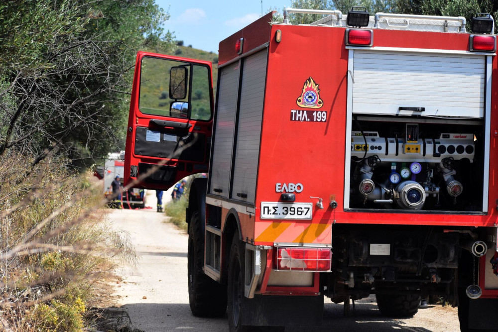 Φωτιά στη Λάρισα κοντά στο νατοϊκό στρατόπεδο