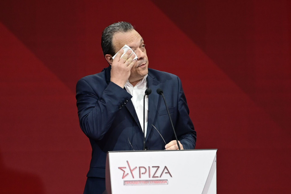 Η μιζέρια του Φάμελλου σε ένα τουίτ