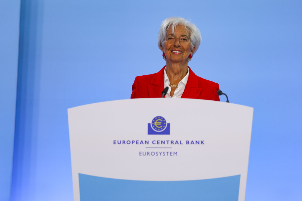 ΕΚΤ: Εντεινόμενος προβληματισμός για την ανατίμηση του ευρώ και τις επιπτώσεις στην ανταγωνιστικότητα