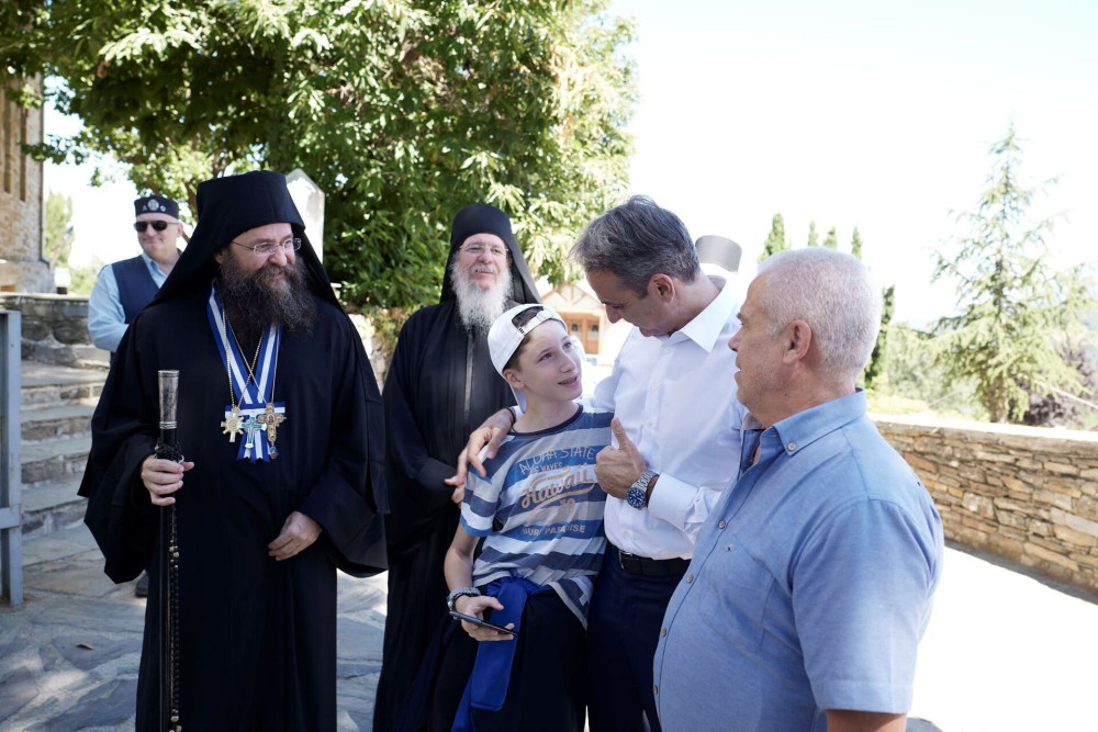 Μητσοτάκης στο Άγιον Όρος: το φυσάει και δεν κρυώνει η ακροδεξιά