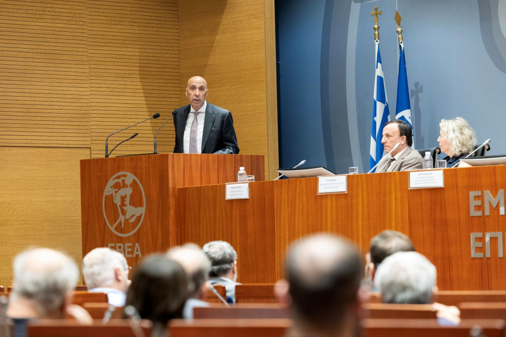 Μπρατάκος: Καταχώριση μη εισηγμένων τίτλων - Στρατηγικό βήμα για τη διαφάνεια και την ανάπτυξη